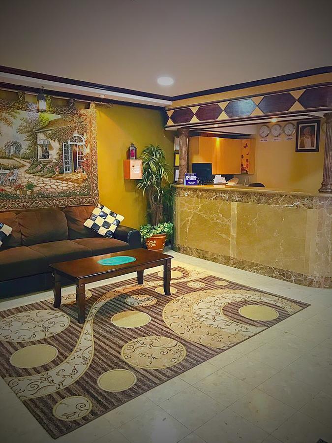 Al Hadow Hotel Muscat Exteriör bild